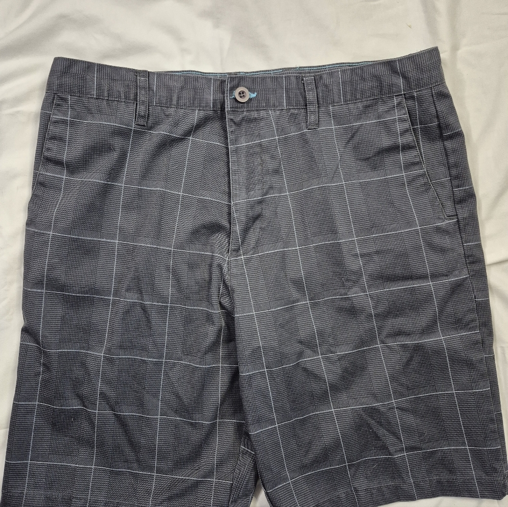 Gray Checkered Burnside Men's Shorts L